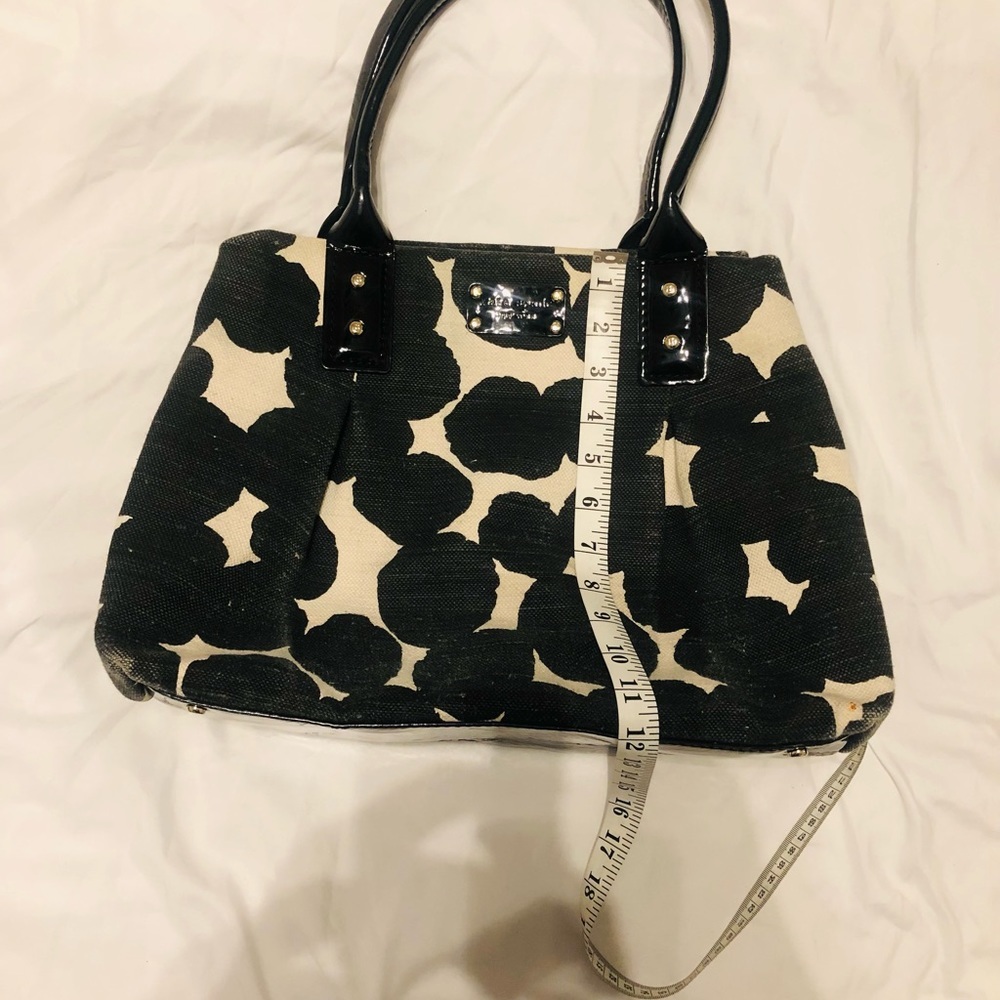 Kate Spade Bag/Purse - Picture 2 of 15